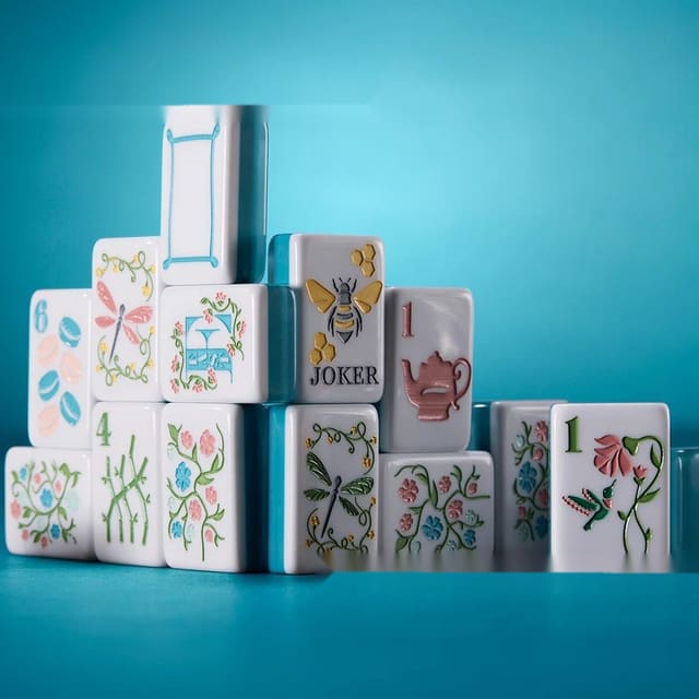 Bee American Mahjong Set — American Mahjong tile set pack shot