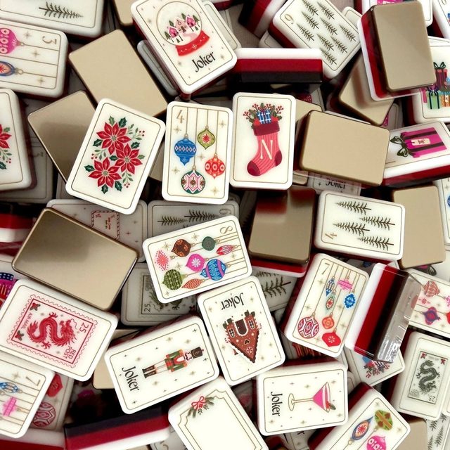 Gold Ornament Christmas American Mahjong Set — Mirror Back Layers — American Mahjong tile set pack shot