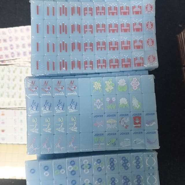 Light Blue Turtle American Mahjong Set — American Mahjong tile set pack shot