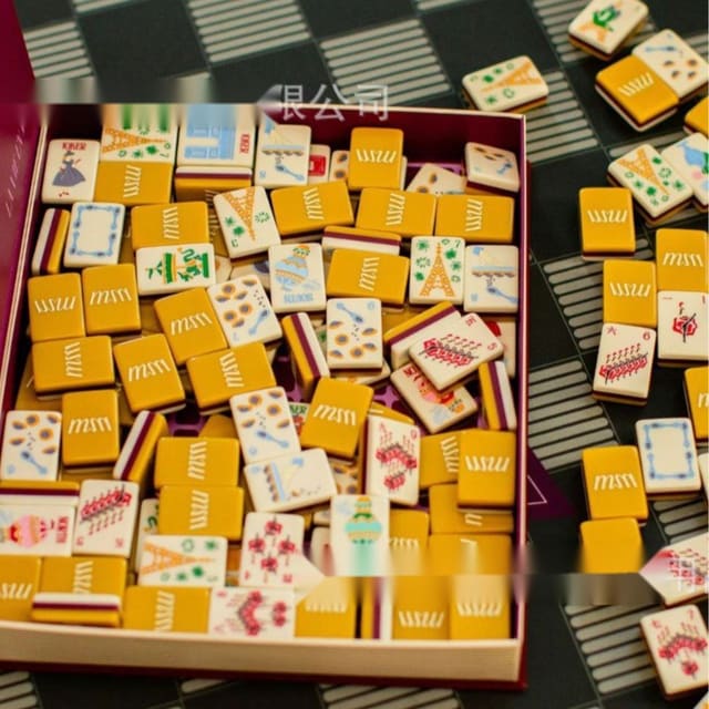 Maison American Mahjong Set — American Mahjong tile set pack shot
