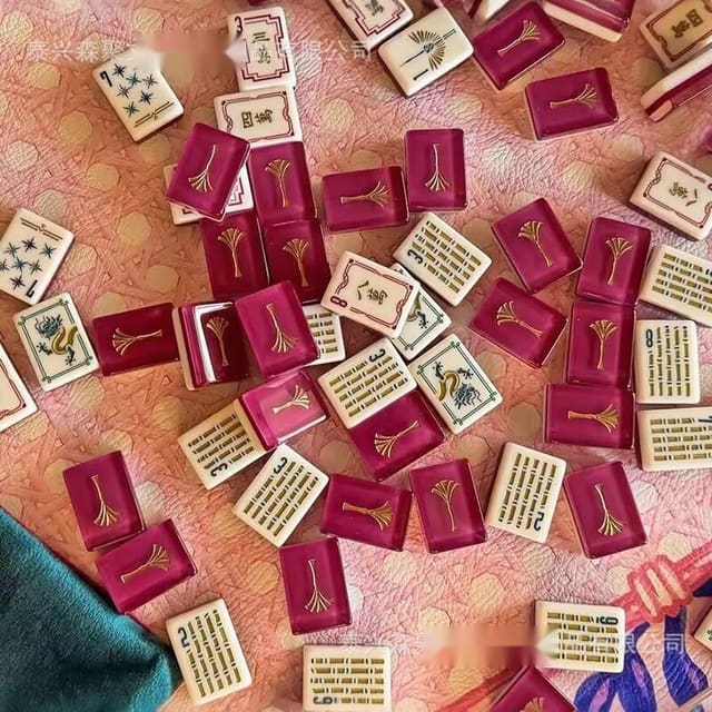 Red Ginkgo American Mahjong Set — American Mahjong tile set pack shot