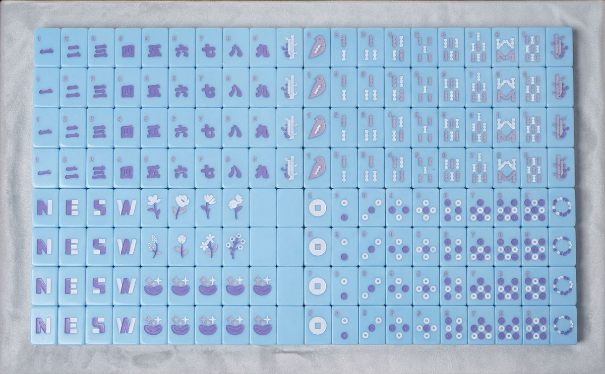 Soft Sky Blue Modern American Mahjong Set — Lavender & White Marks — pack shot 1 of 3